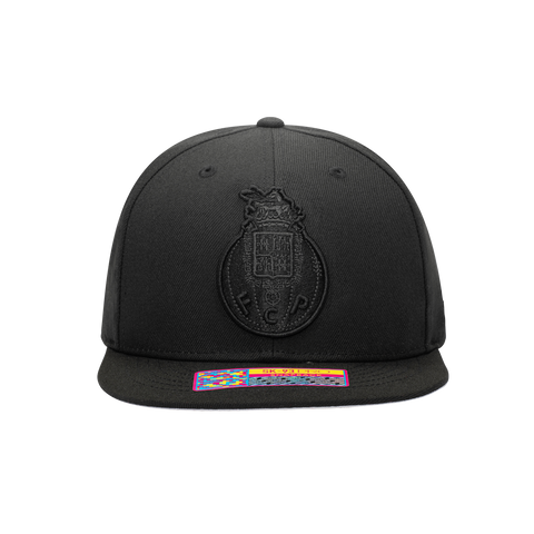 Front view of the FC Porto Dusk Snapback Hat in Black with high crown and flat peak.